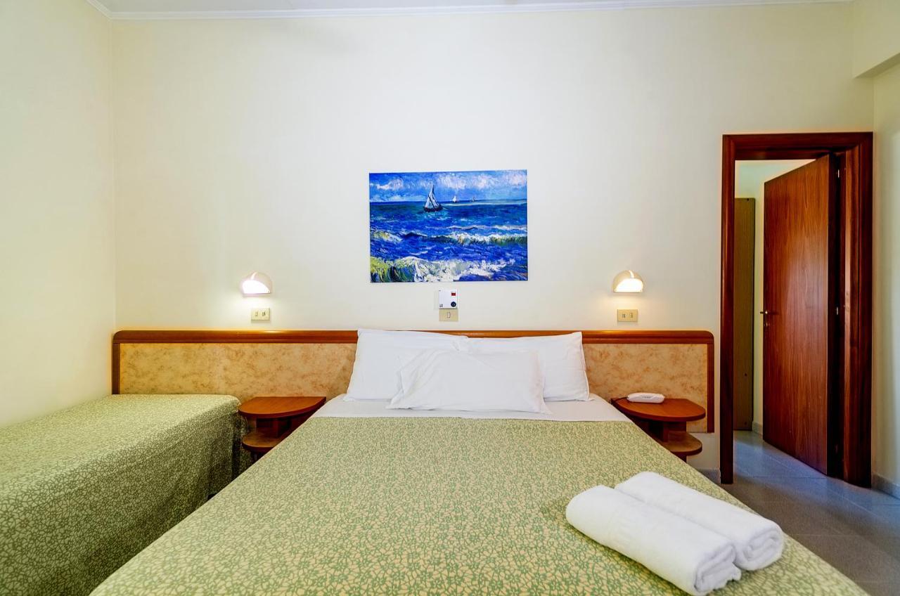 Hotel Miramare - Silvi Marina Eksteriør billede