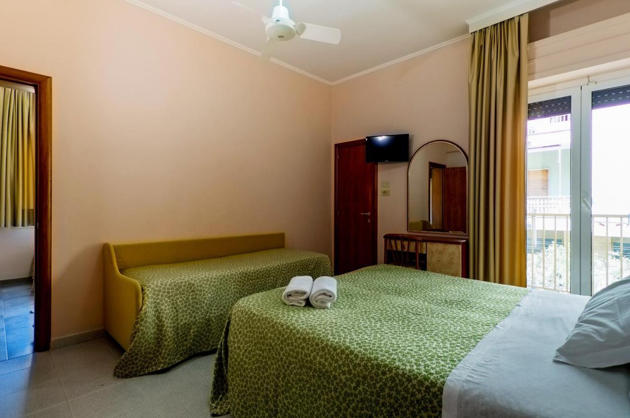 Hotel Miramare - Silvi Marina Eksteriør billede