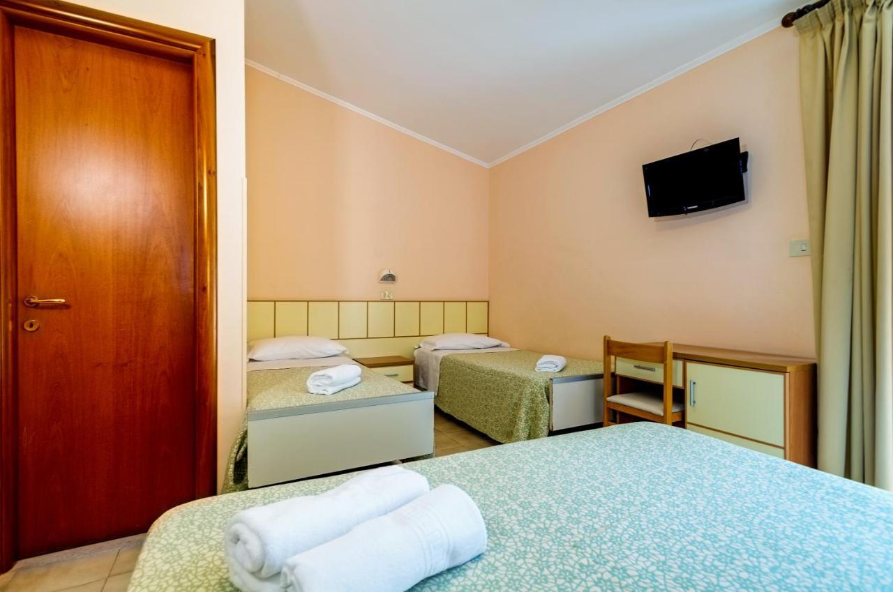 Hotel Miramare - Silvi Marina Eksteriør billede