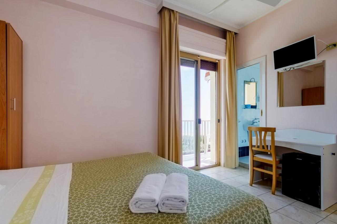 Hotel Miramare - Silvi Marina Eksteriør billede