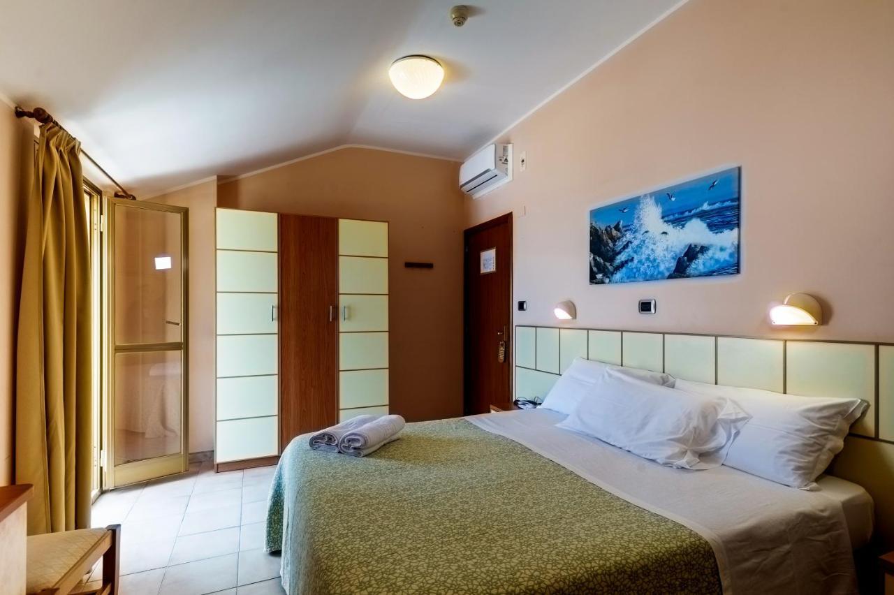 Hotel Miramare - Silvi Marina Eksteriør billede
